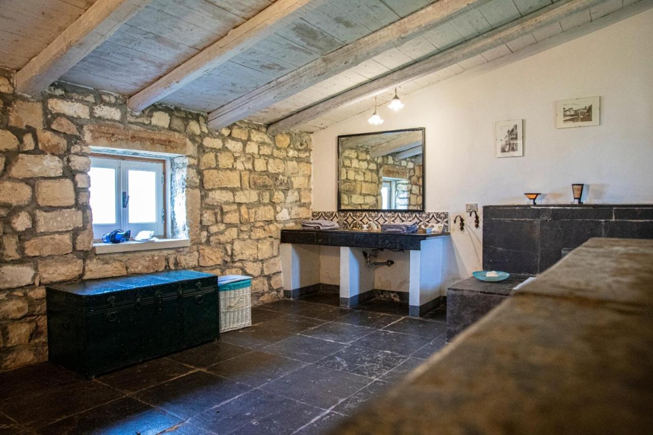 Case Brizza Casale Zappulla Exterior photo